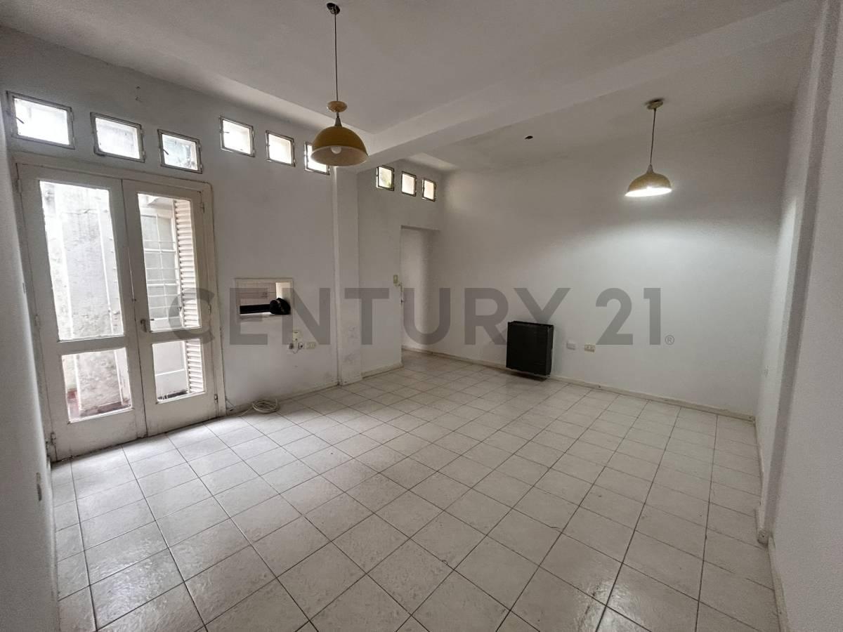 Venta de PH de 2 Dormitorios en el centro de La Plata — foto 1