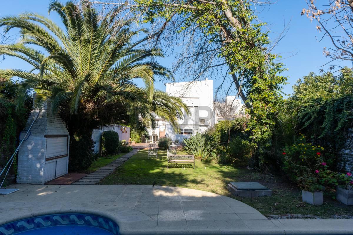 Casa en venta - La Plata - Barrio Norte — foto 1