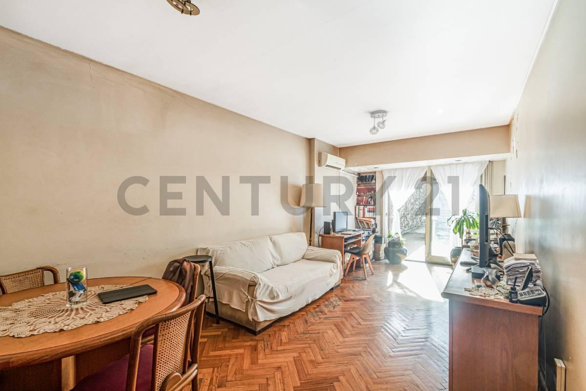 Venta de departamento 4 ambientes con patio en Alto Palermo — foto 1