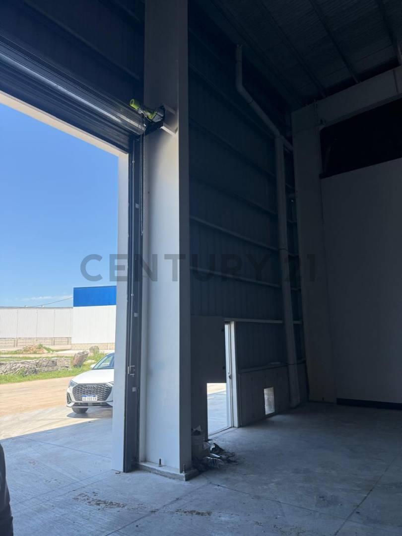 VENTA de Galpón a estrenar en Micro Pi — foto 1