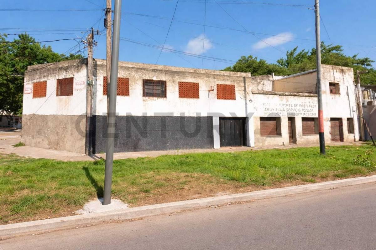 Galpón Zona Sur + Local + Vivienda en Planta Alta | Uso Comercial / Mixto | Alquilado Hasta Julio 20 — foto 1