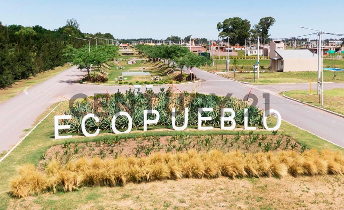 Lote céntrico en Eco Pueblo, Alvear. — foto 1