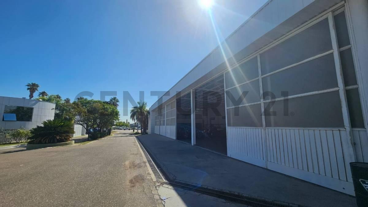 GALPON/TALLER en ALQUILER sobre Rodriguez Peña — foto 1