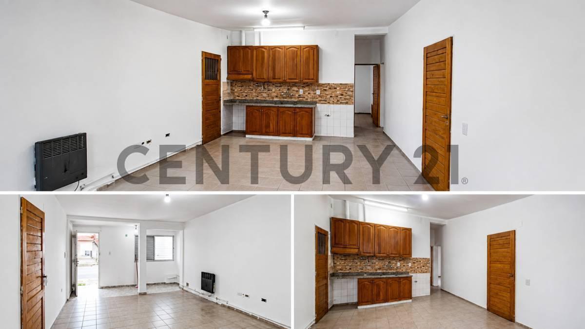 Casa B° Jardín Ferroviario - Junín. 3 Dorm — foto 1