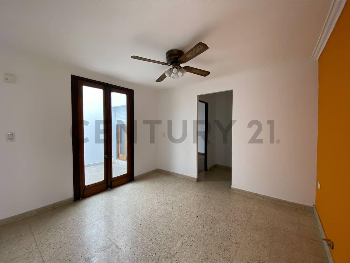 Ph de 2 dormitorios y 2 patios en ALQUILER — foto 1
