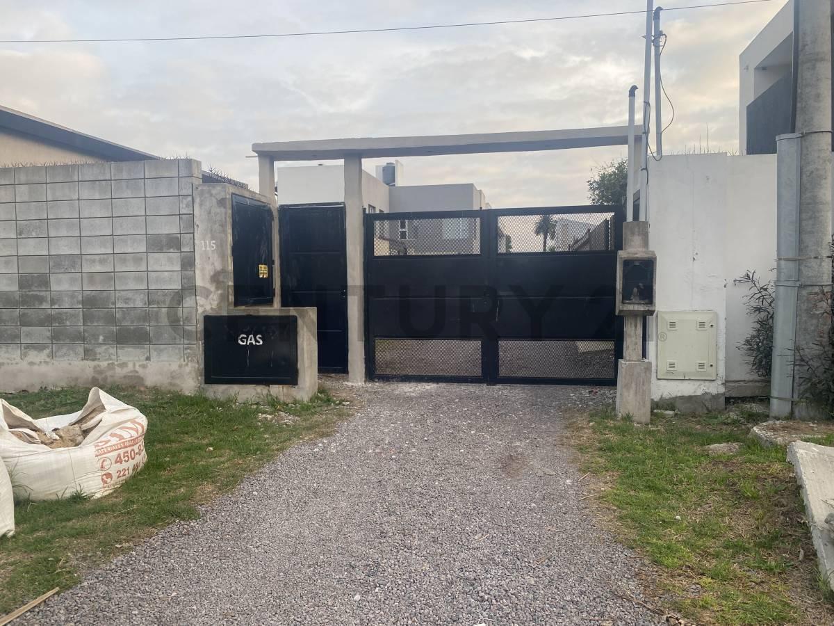 LOTE VENTA. 133 Y 34 BARRIO CERRADO 12X25 — foto 1