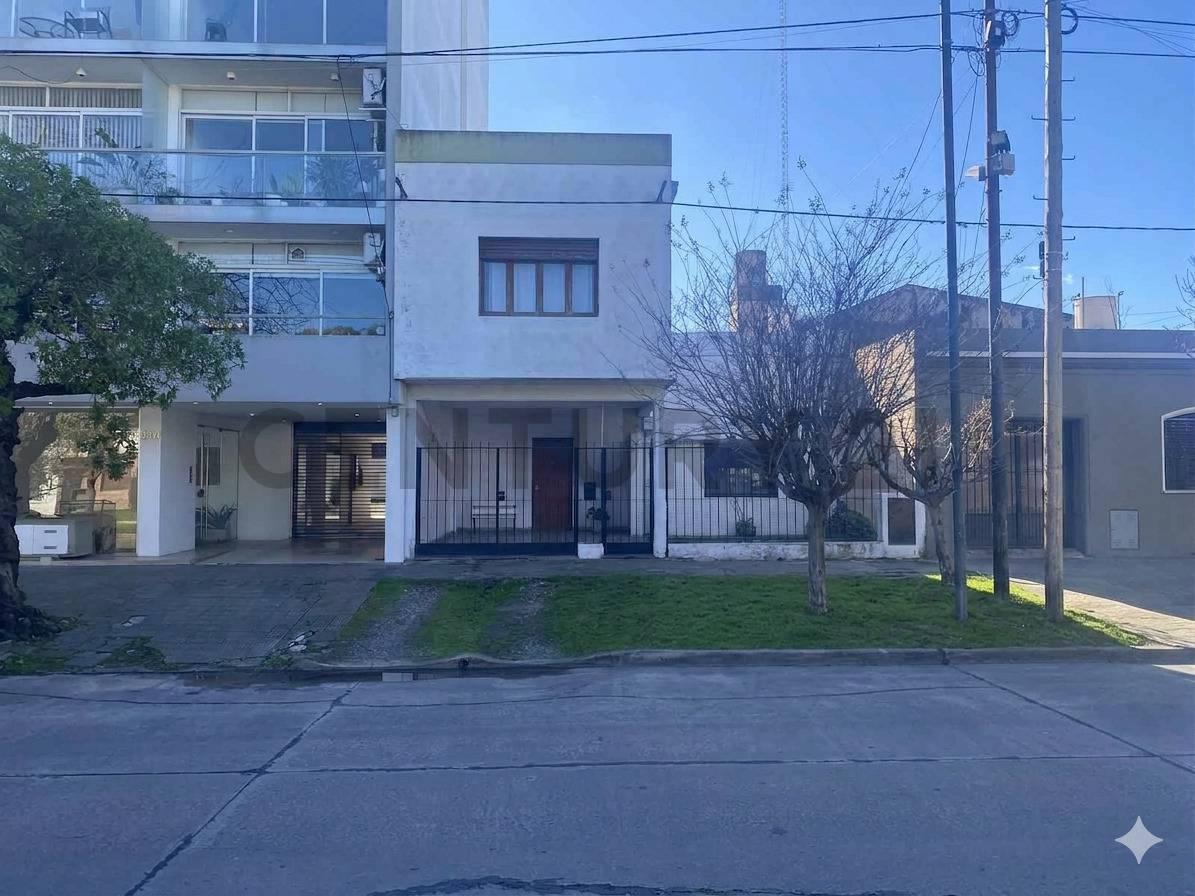25 y 43. VENTA LOTE PARA EDIFICIO — foto 1