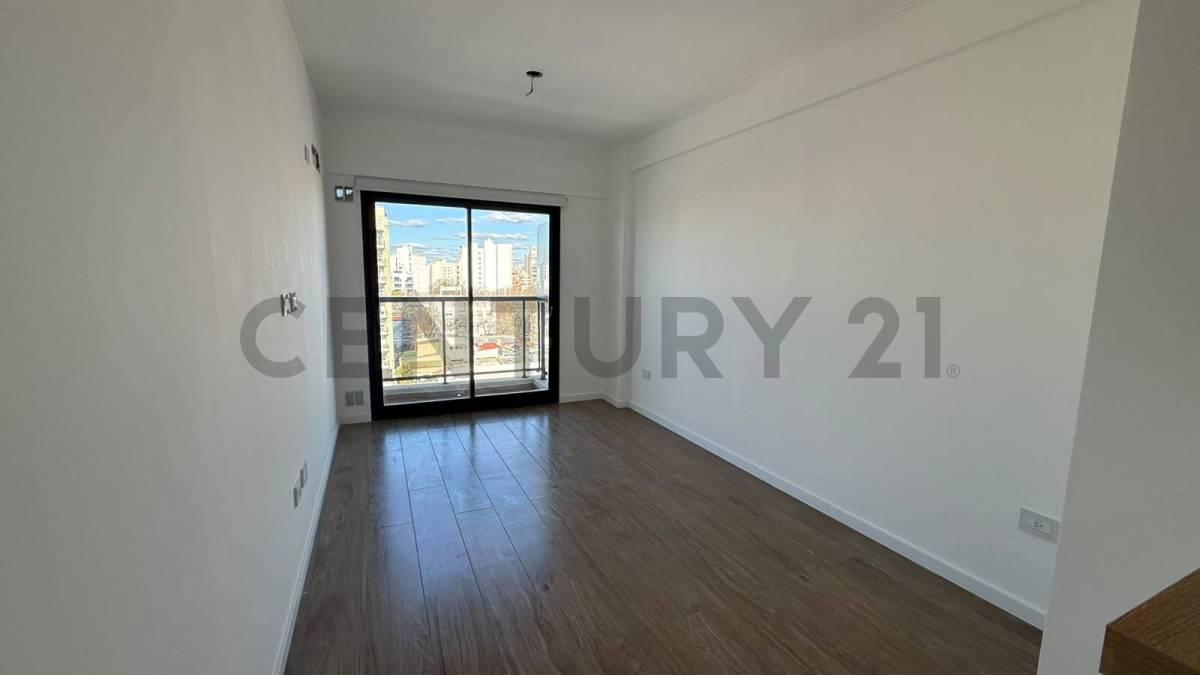 41 e/ 16 y 17 - MONOAMBIENTE EN ALQUILER CON BALCÓN Y COCHERA — foto 1