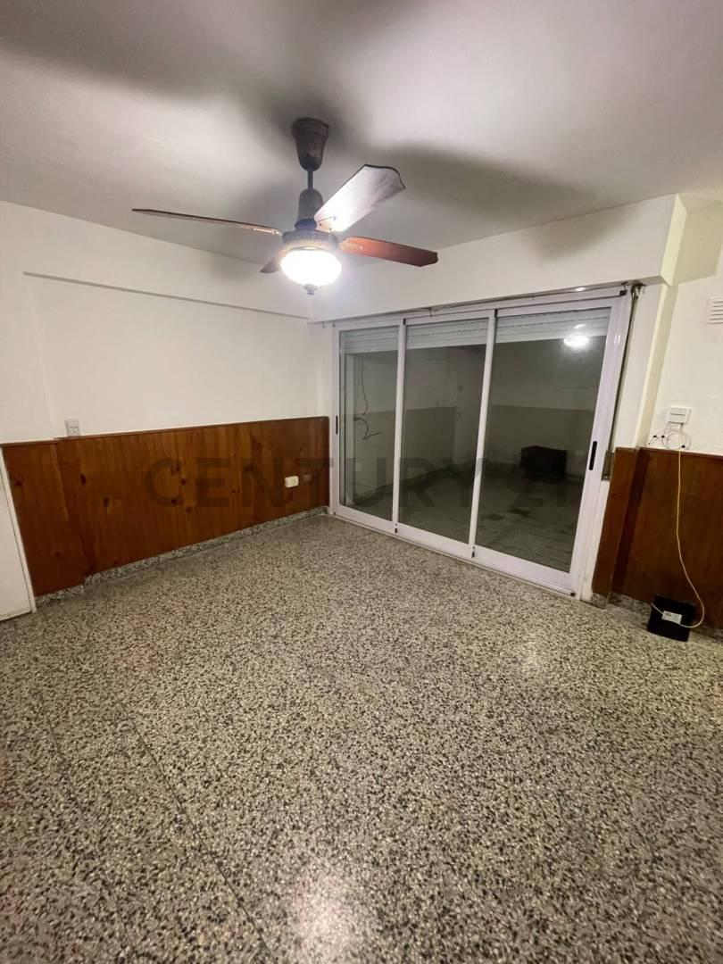 Departamento en alquiler en planta baja — foto 1