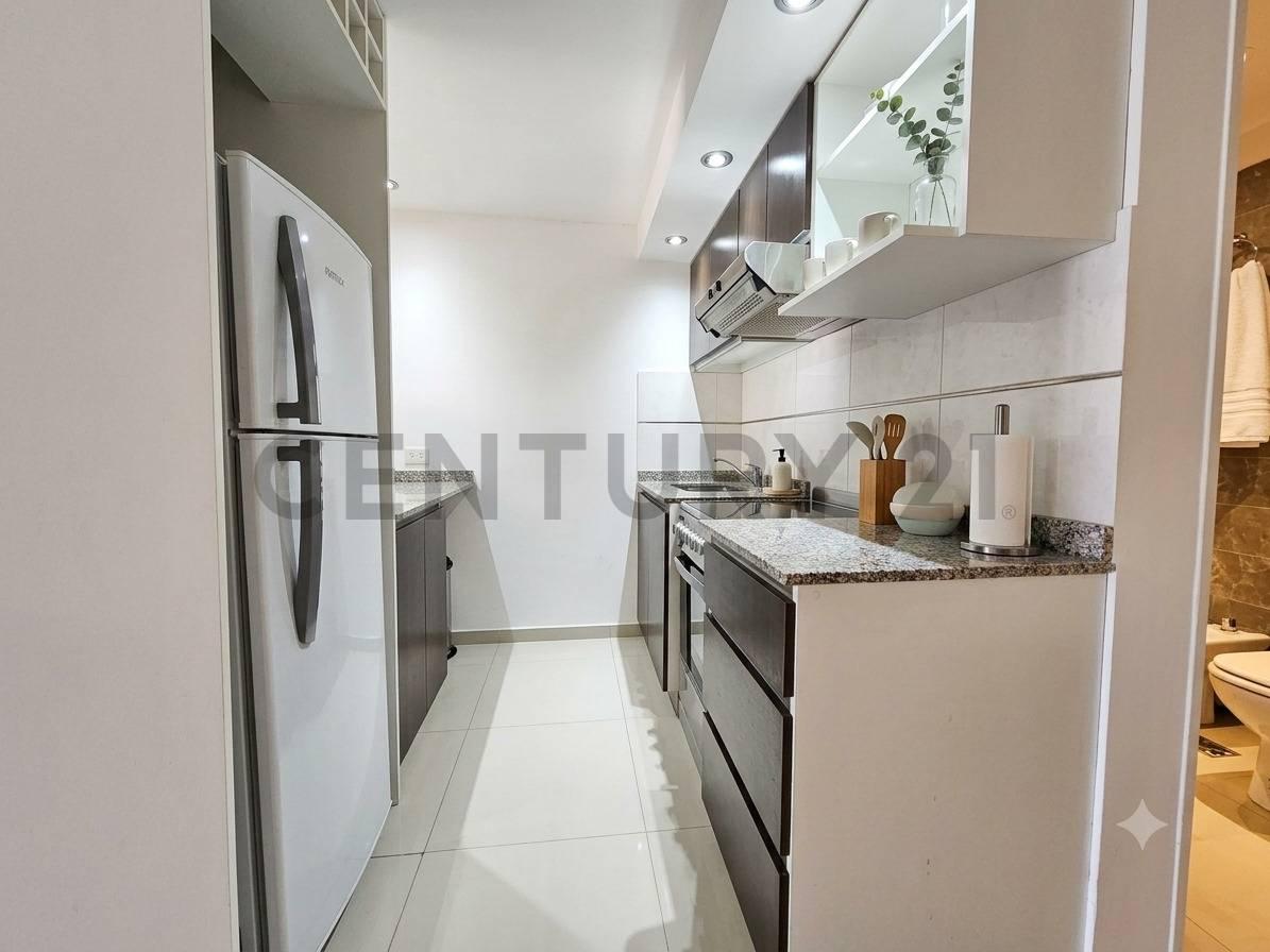 Departamento monoambiente con balcon Parrilla y Pileta — foto 1