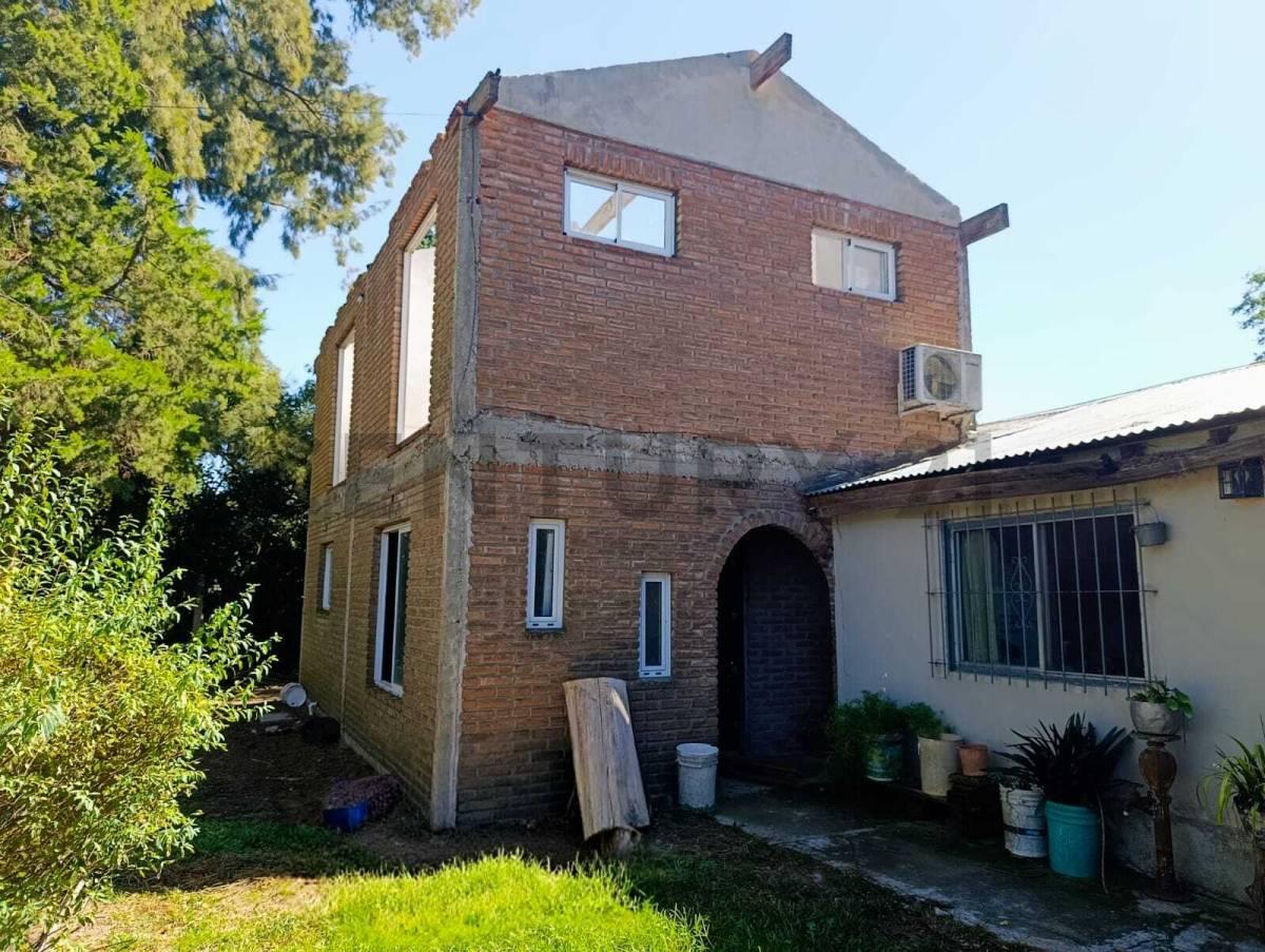 VENTA 2 PROPIEDADES EN UN LOTE DE 1080 M2 EN PARQUE SAKURA EX.DE LA CRUZ-IDEAL INVERSORES — foto 1