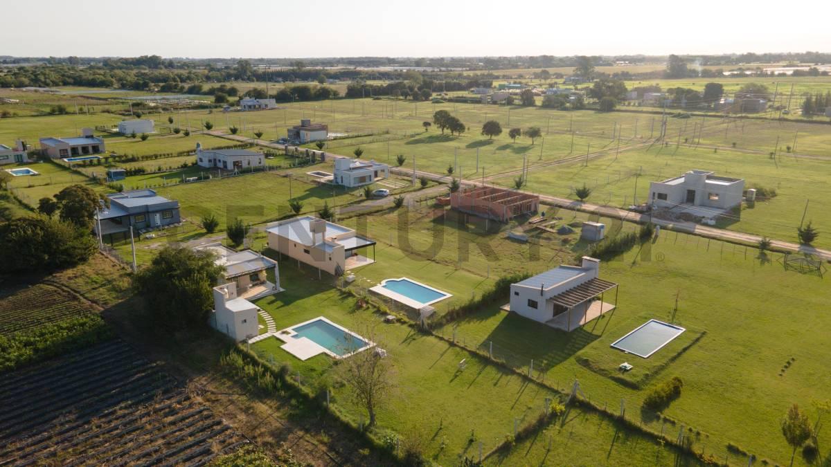 143 y 620 Lotes en venta Arana — foto 1