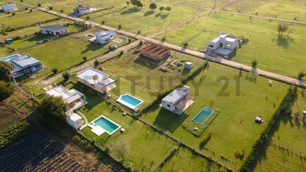 143 y 620 Lotes en venta Arana — foto 1