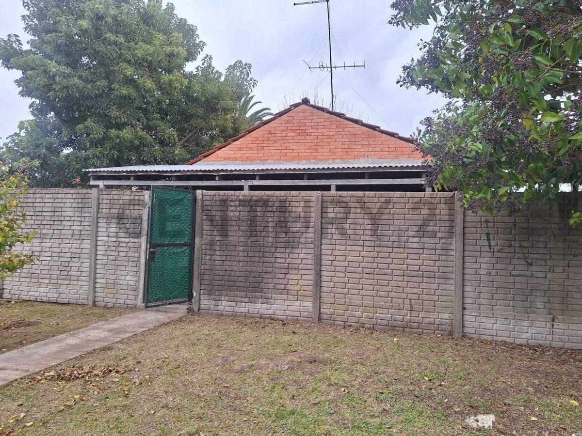 36 esquina 136, San Carlos. Casa en venta — foto 1