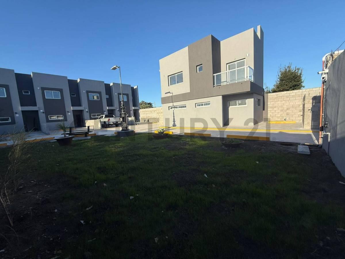 Duplex a estrenar en alquiler de 2 dormitorios en La Plata. Calle 15 entre 75 y 76. — foto 1