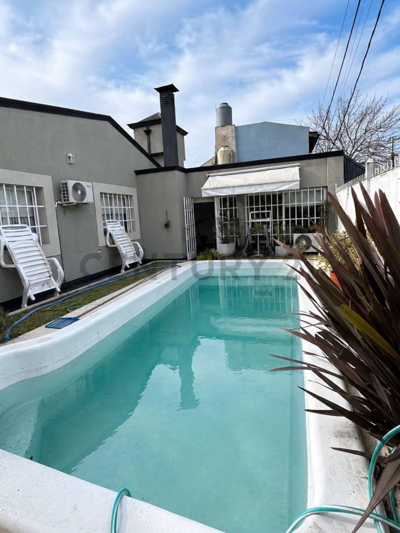 18 esquina 75, Casa en venta, La Plata. — foto 1