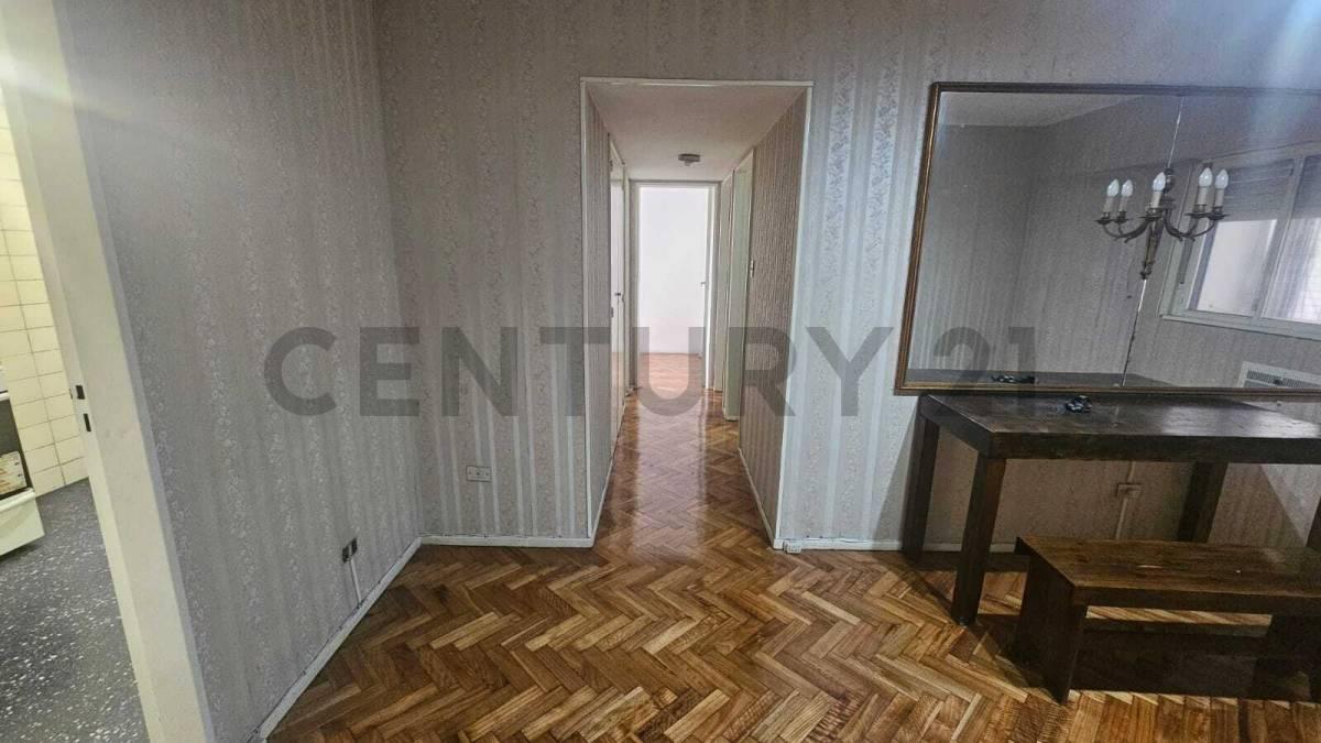 Venta – Departamento 4 Ambientes – Flores — foto 1