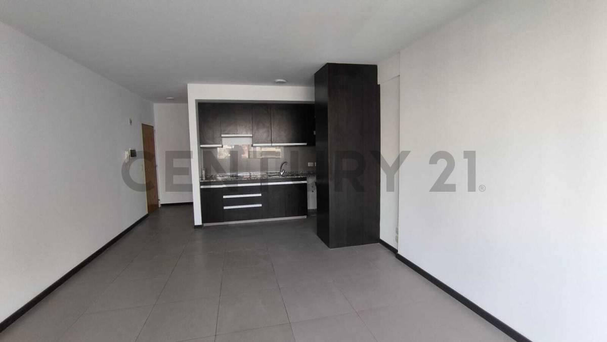 ALQUILER MONOAMBIENTE CON BALCÓN – MONTE CASTRO — foto 1