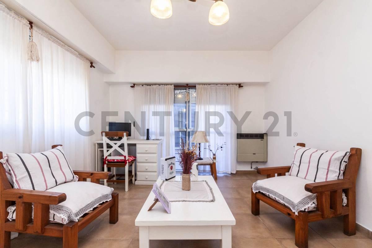 Venta de Casa 5 Ambientes en Valentín Alsina, Apto crédito! — foto 1