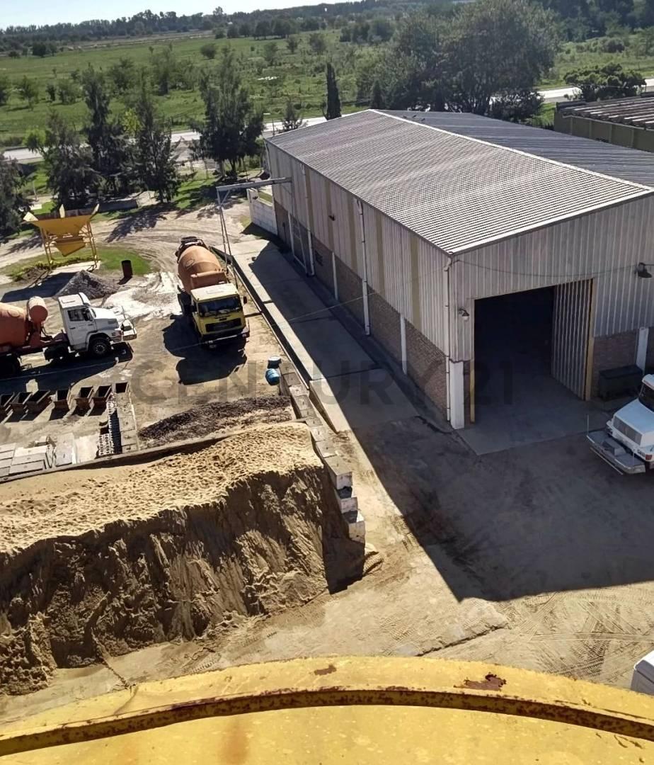 GALPÓN Y TERRENO EN VENTA SOBRE RUTA 3 Y 205 !! — foto 1
