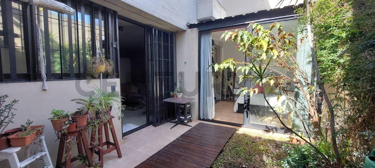 VENTA DEPARTAMENTO/ PH - PB 2 AMBIENTES CON PATIO Y PARRILLA — foto 1