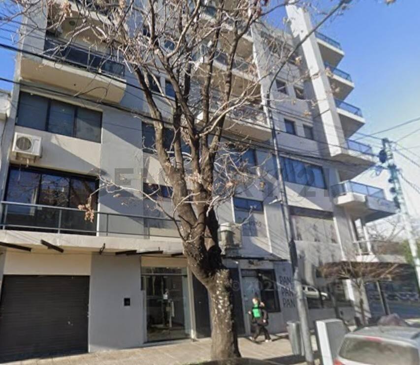 VENTA PISO UNICO EN CABEZON 2488 Y ARTIGAS EN VILLA PUEYRREDON- APTO VIVIENDA-PROFESIONAL O COMERCI — foto 1