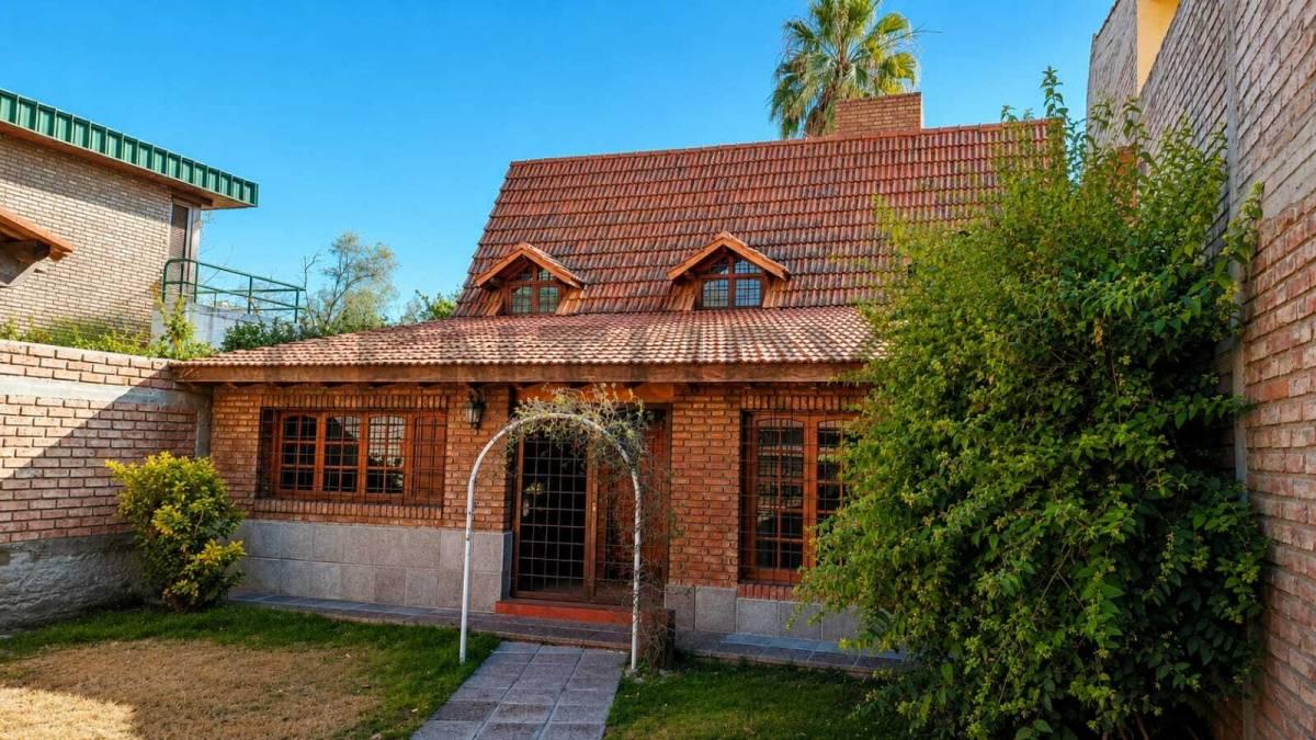 Casa en Venta en Barrio Bombal. — foto 1