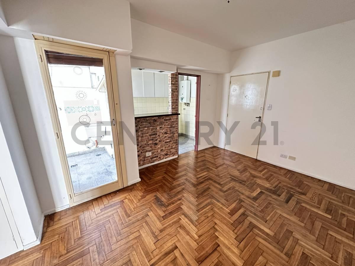 VENTA DEPARTAMENTO 2 AMBIENTES CON BALCON EN VILLA CRESPO — foto 1