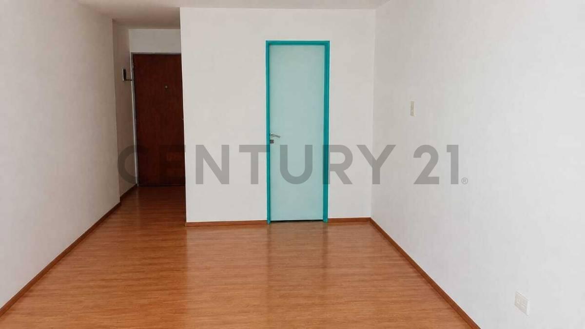OFICINA EN ALQUILER – PARANÁ 500 — foto 1