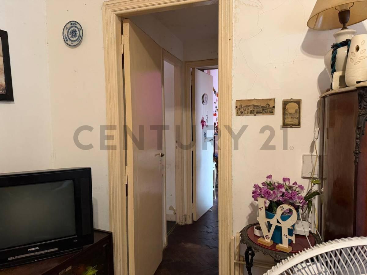 VENTA DEPARTAMENTO 3 AMBIENTES CON TERRAZA EN RECOLETA — foto 1