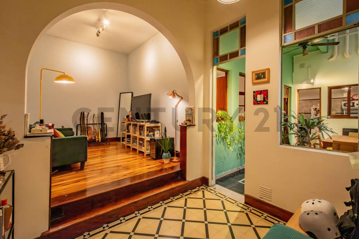 PH 4 AMBIENTES EN CABALLITO SIN EXPENSAS — foto 1