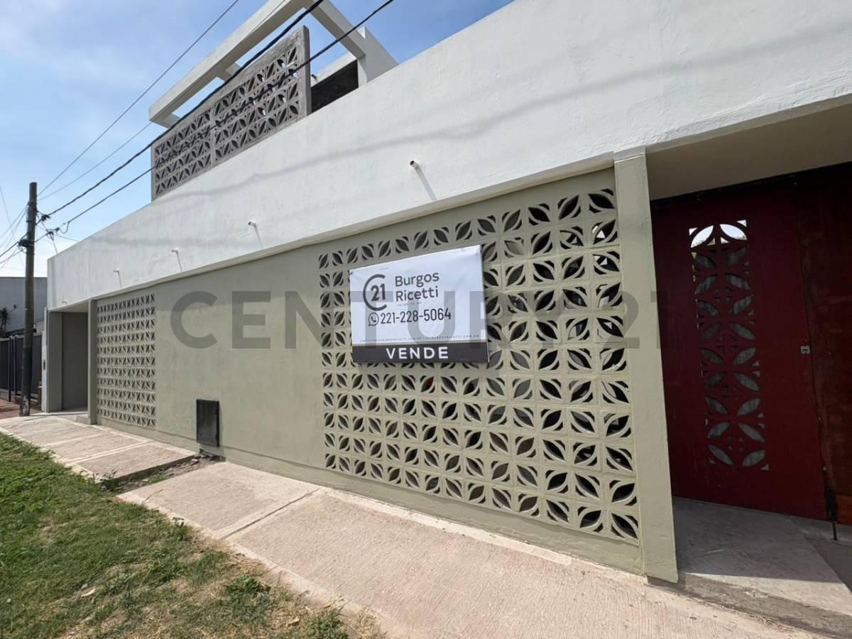 Duplex de 2 dormitorios en venta en Ringuelet — foto 1