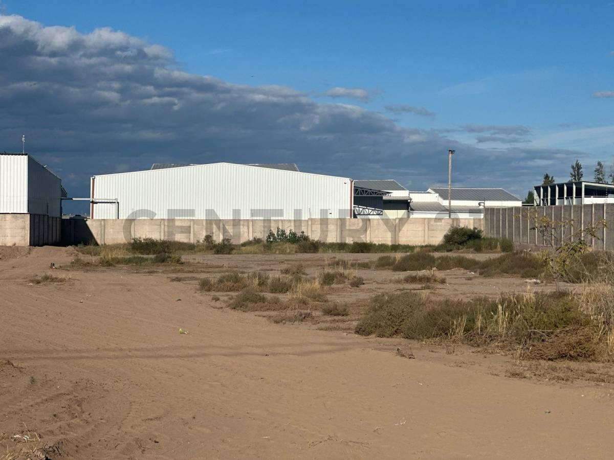 Venta de terreno en zona industrial Rodríguez Peña — foto 1