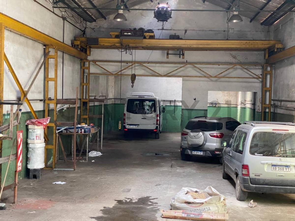 GALPON EN VENTA CON OFICINAS EN AVELLANEDA — foto 1