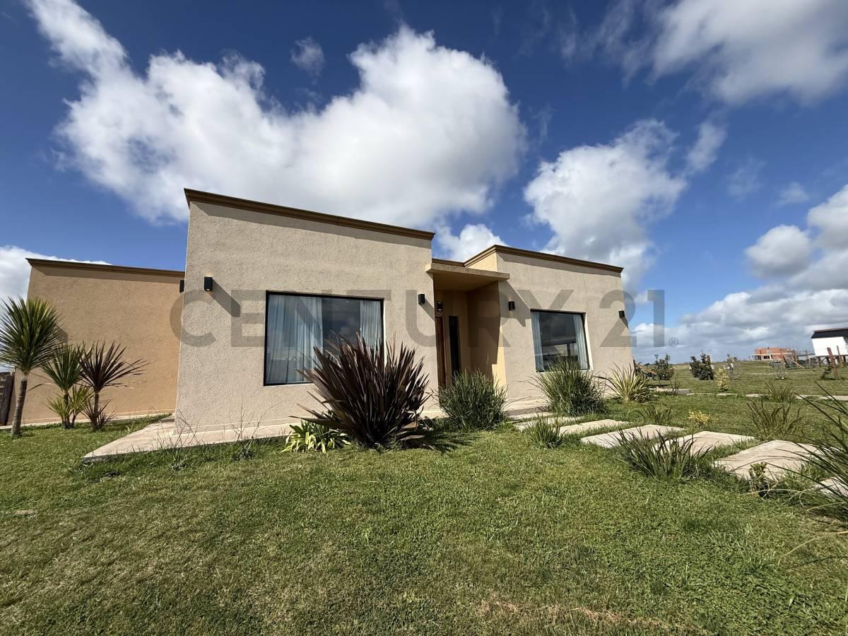 VENTA CASA 4 AMBIENTES BARRIO SANTA CLARA AL SUR — foto 1