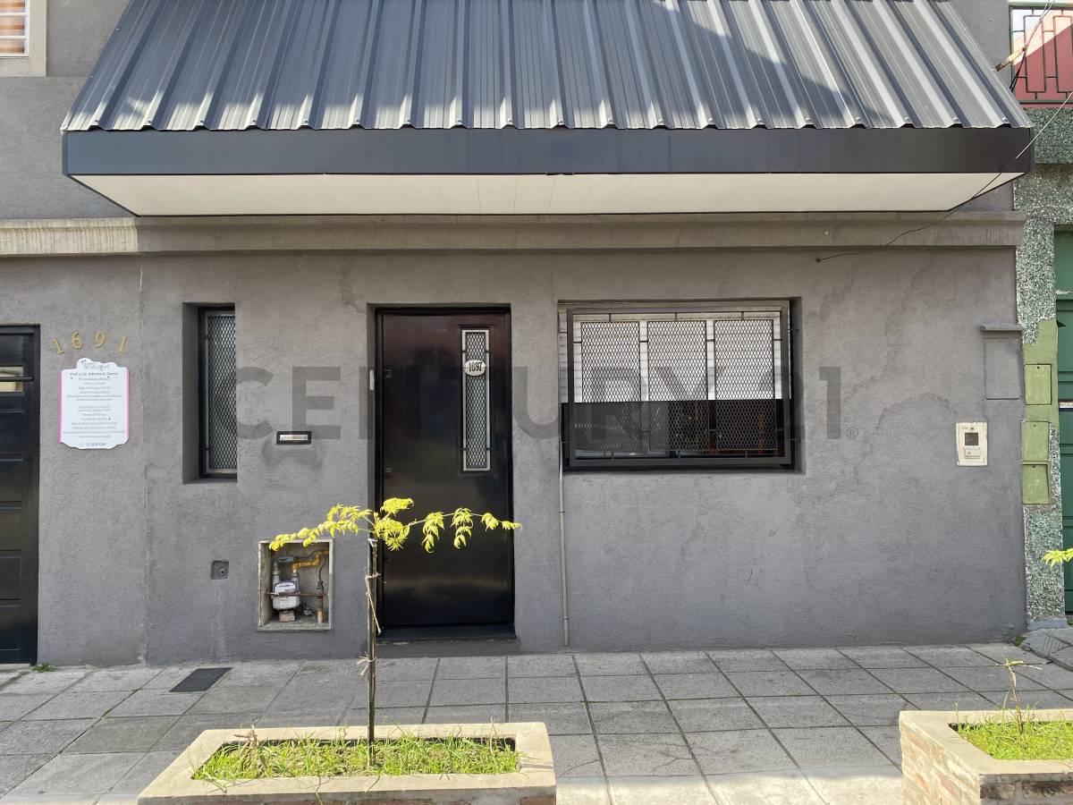 Venta PH 3 ambientes al Frente con Terraza — foto 1