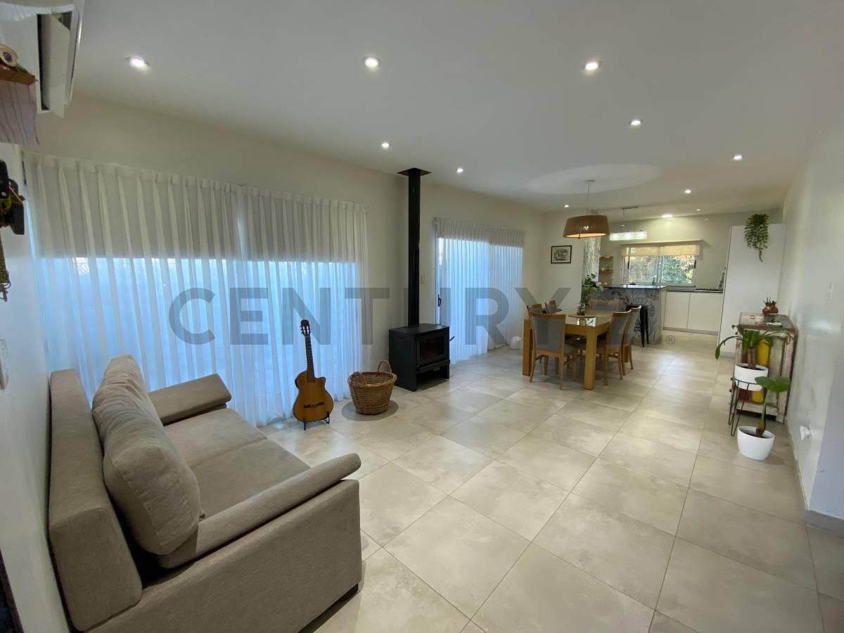 Casa en Venta Tres Dormitorios — foto 1