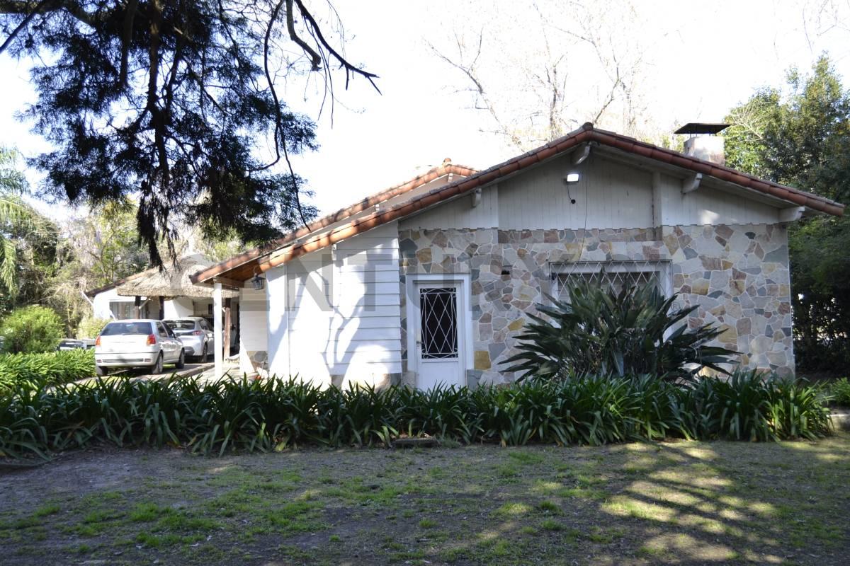 Venta Casa en esquina | Calle 477 y 26 - City Bell - La Plata — foto 1