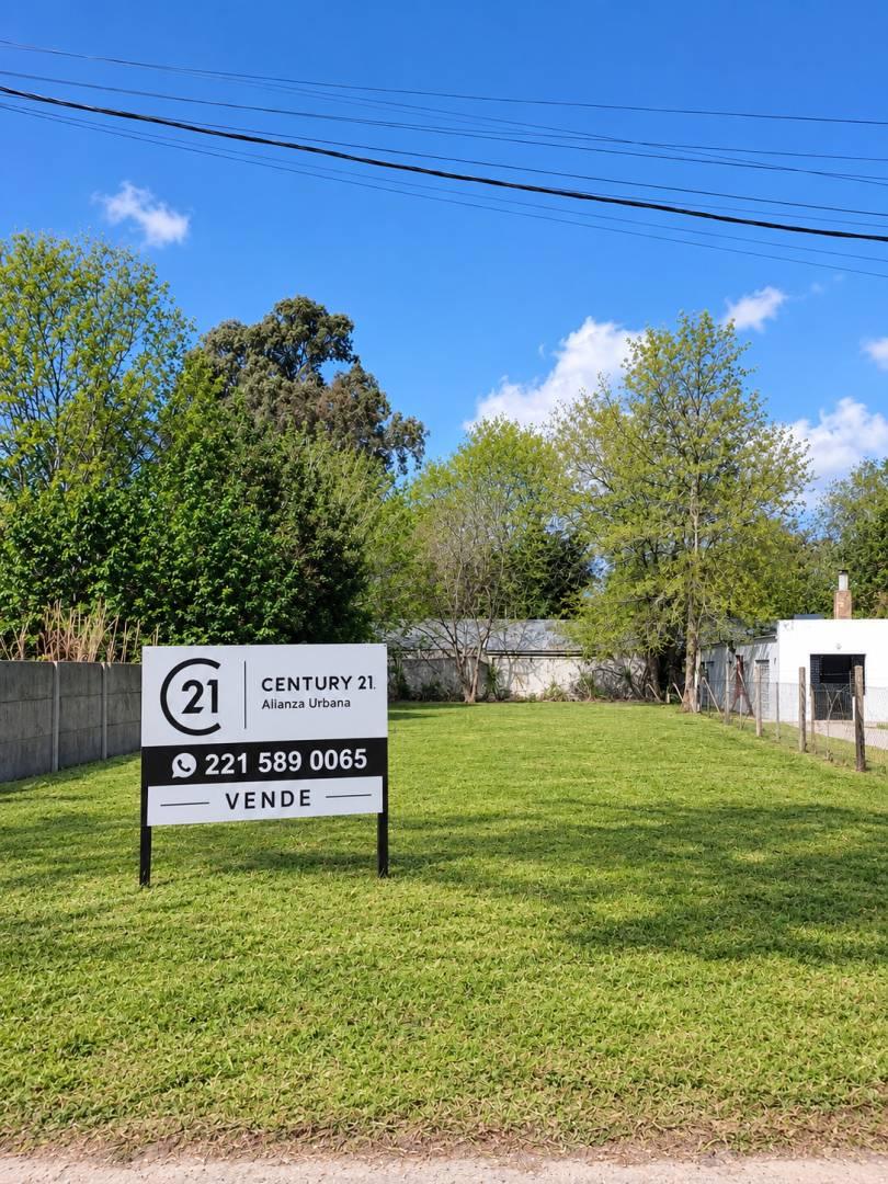 Lote en venta en City Bell — foto 1