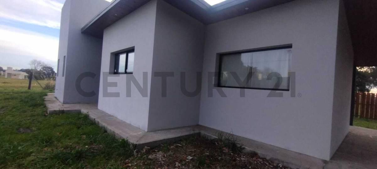 VENTA CASA 3 AMBIENTES MIRAMAR BARRIO LAS LOMAS — foto 1