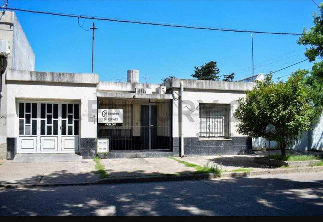 Venta - Casa de 3 Dormitorios - Casilda — foto 1