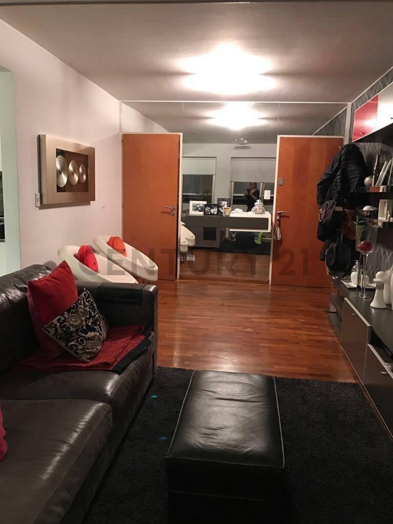 Venta 2 Dormitorios - Al frente - Cochera- Centro — foto 1