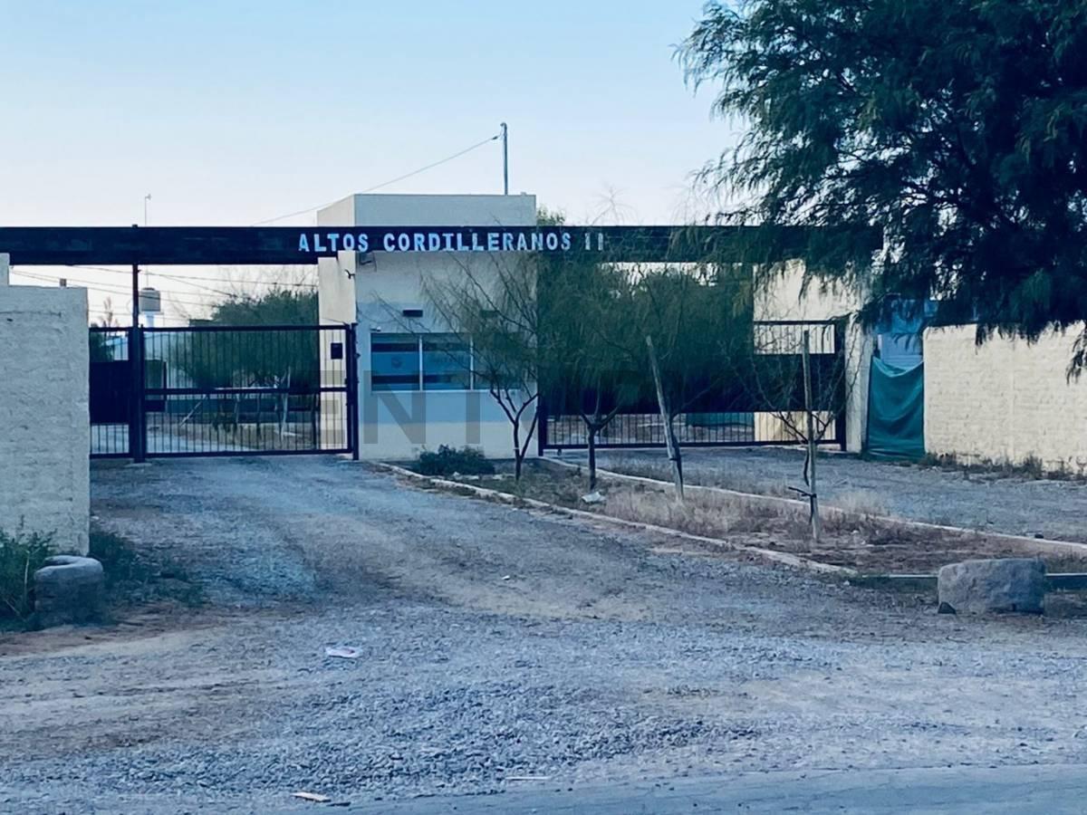 lotes en venta sobre ruta 34 a metros de ruta 40 en lavalle mendoza en barrio Altos Cordilleranos... — foto 1