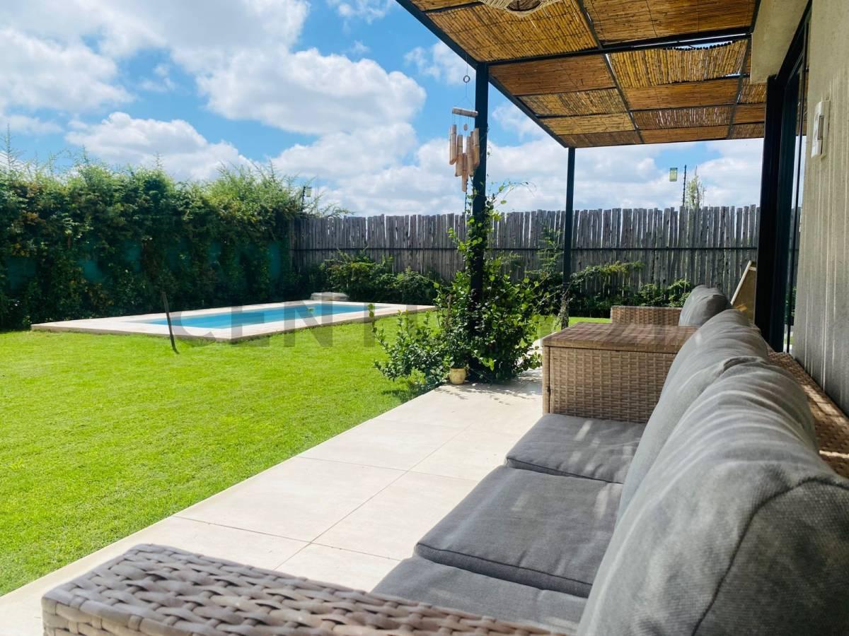 VENTA CASA BARRIO PRIVADO MAIPU CON PILETA — foto 1