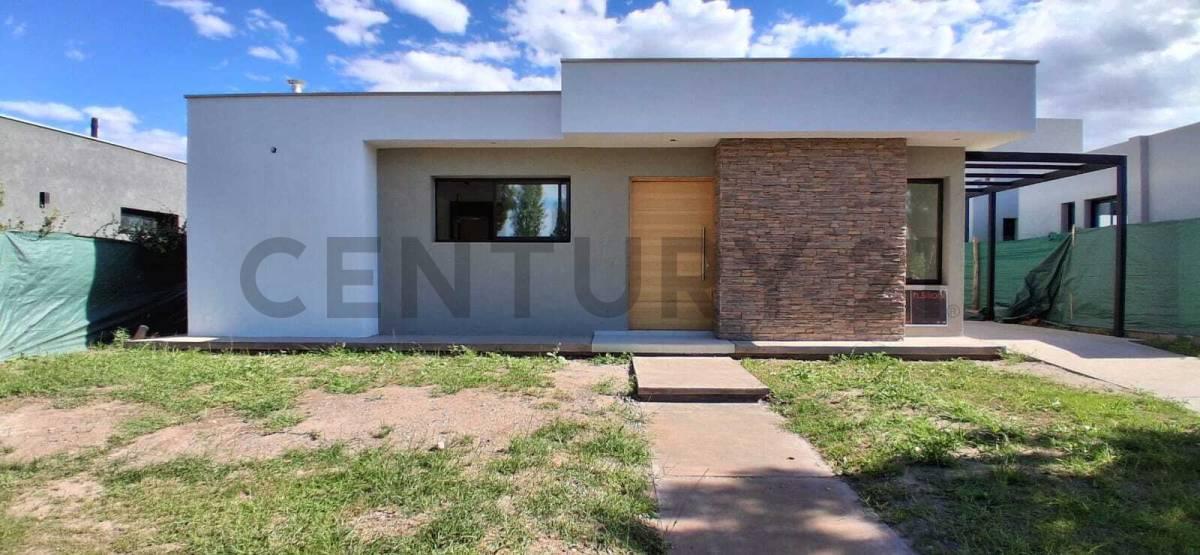 CASA EN VENTA A ESTRENAR - LAR DE VIEYES III - APTA CREDITO — foto 1