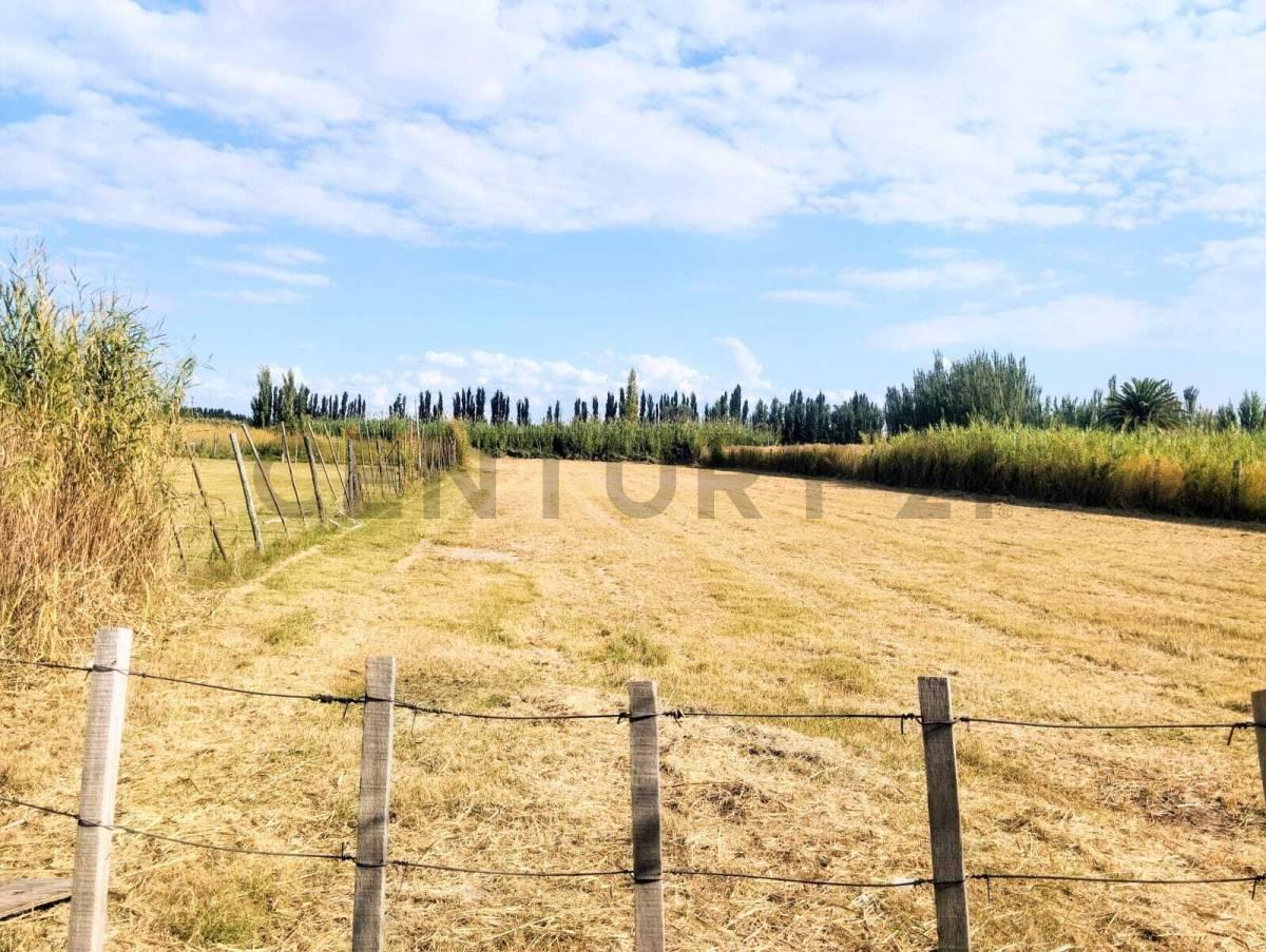 Se vede lote. Guaymallén. Corralitos — foto 1