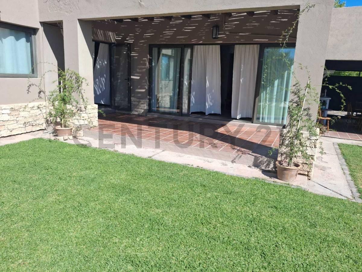 VENTA EXCELENTE CASA - VIÑAS DE BOEDO — foto 1