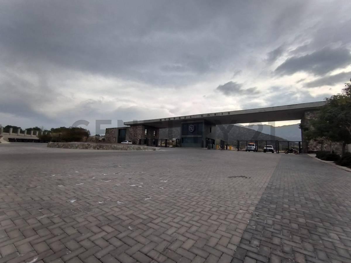 Venta de Lote en Barrio Privado Mendoza Country Club — foto 1