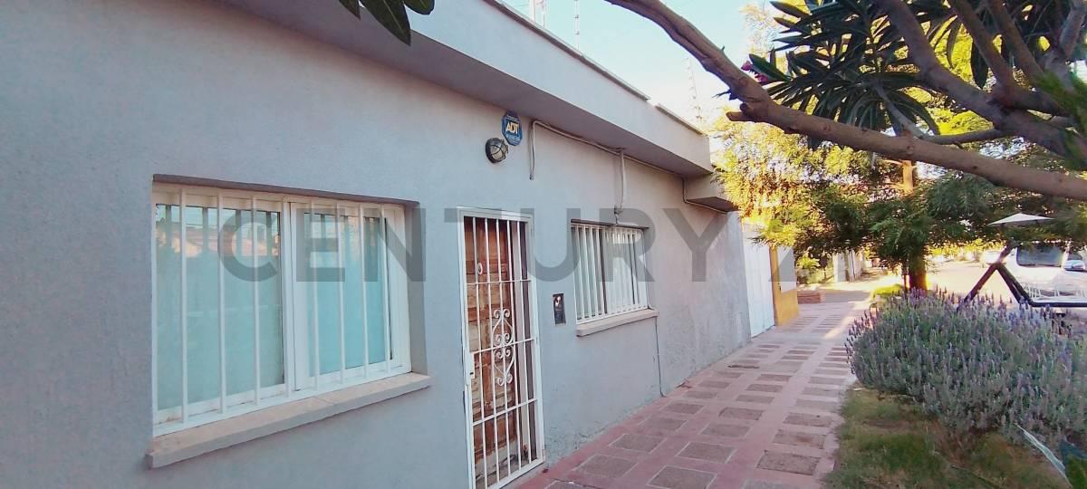 Century 21 López vende casa en Luzuriaga, Maipú — foto 1