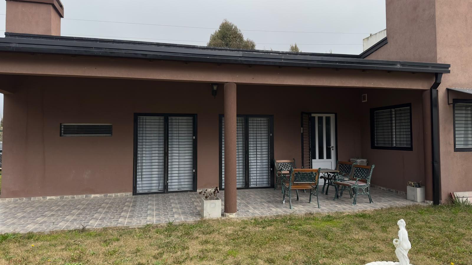 Casa en venta en Berisso — foto 1